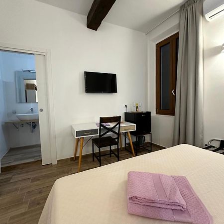 Hotel Il Glicine Parma Exterior foto
